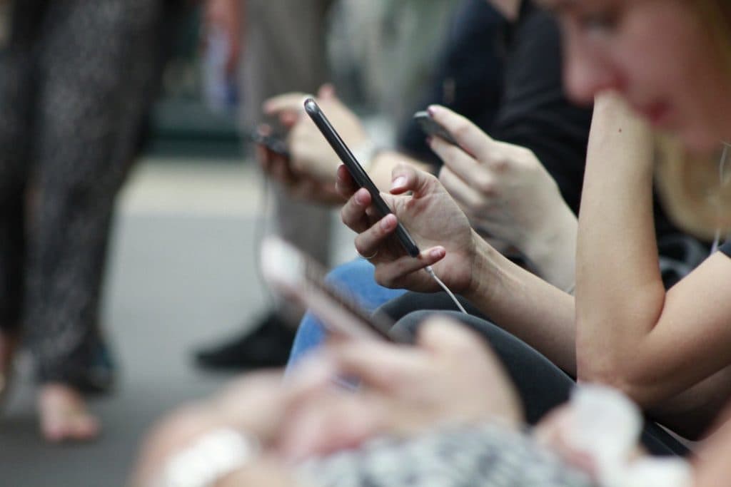 Kell nekünk a mobil optimalizált, reszponzív weboldal?